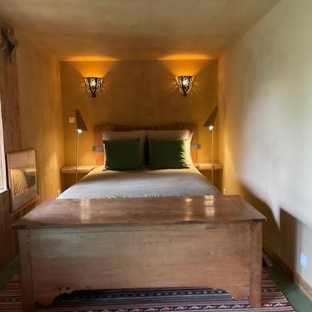 au rocher de Combières Mandailles-Saint-Julien Extérieur photo