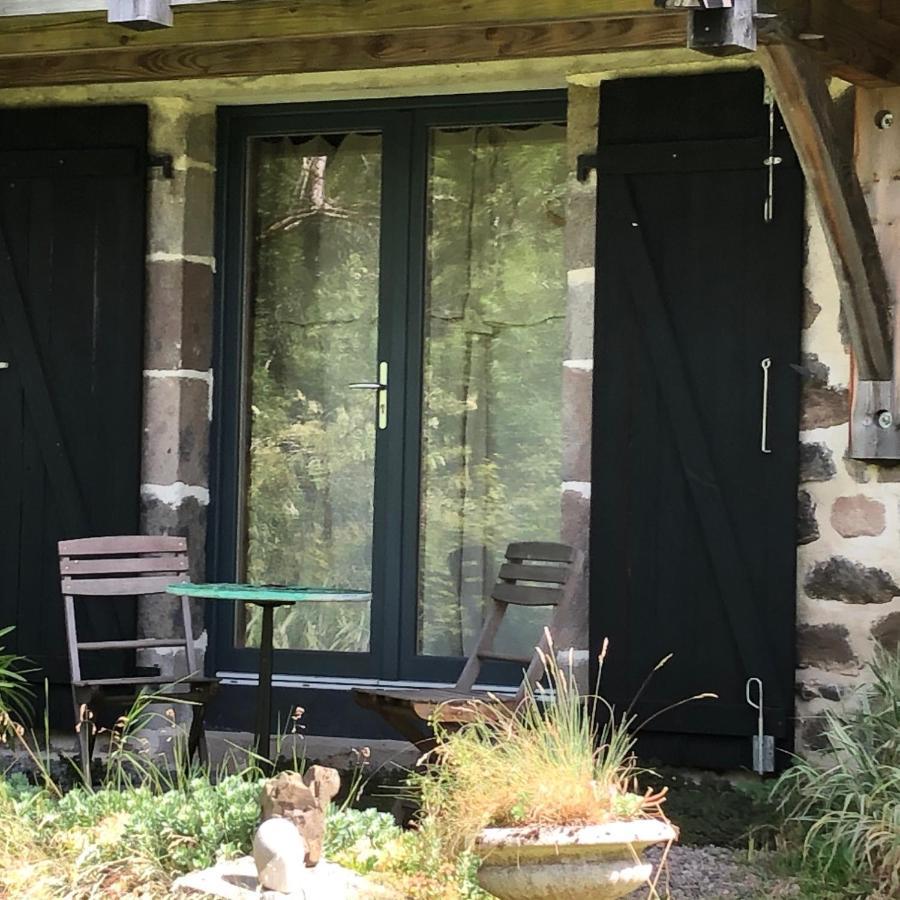 au rocher de Combières Mandailles-Saint-Julien Extérieur photo